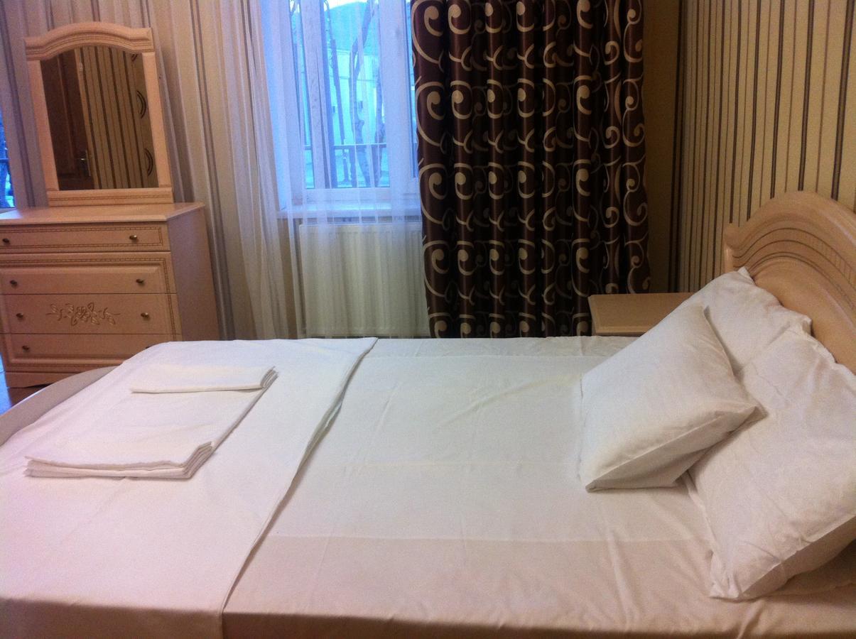 Hotel Datuki Akhmeta Esterno foto