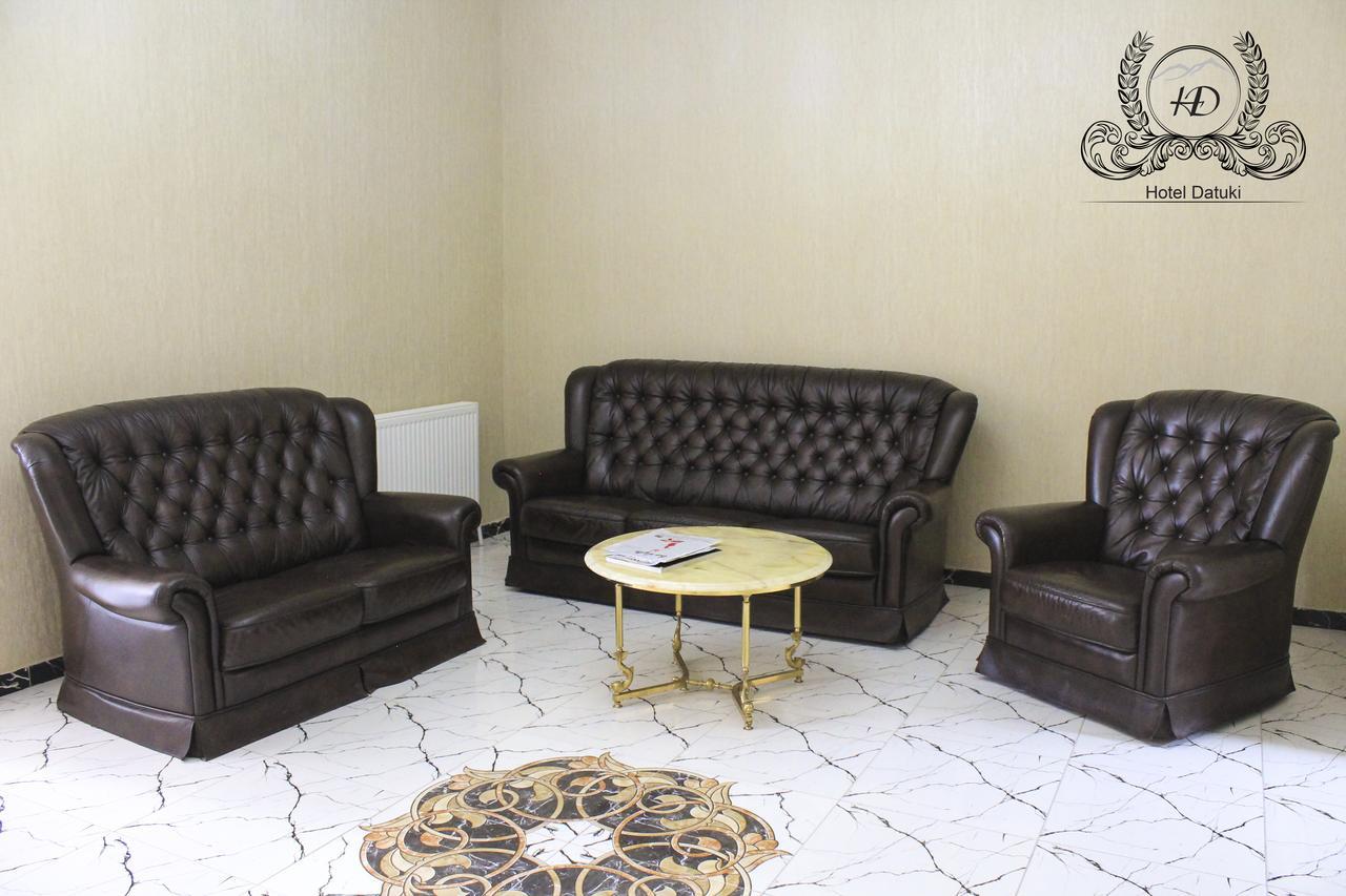 Hotel Datuki Akhmeta Esterno foto