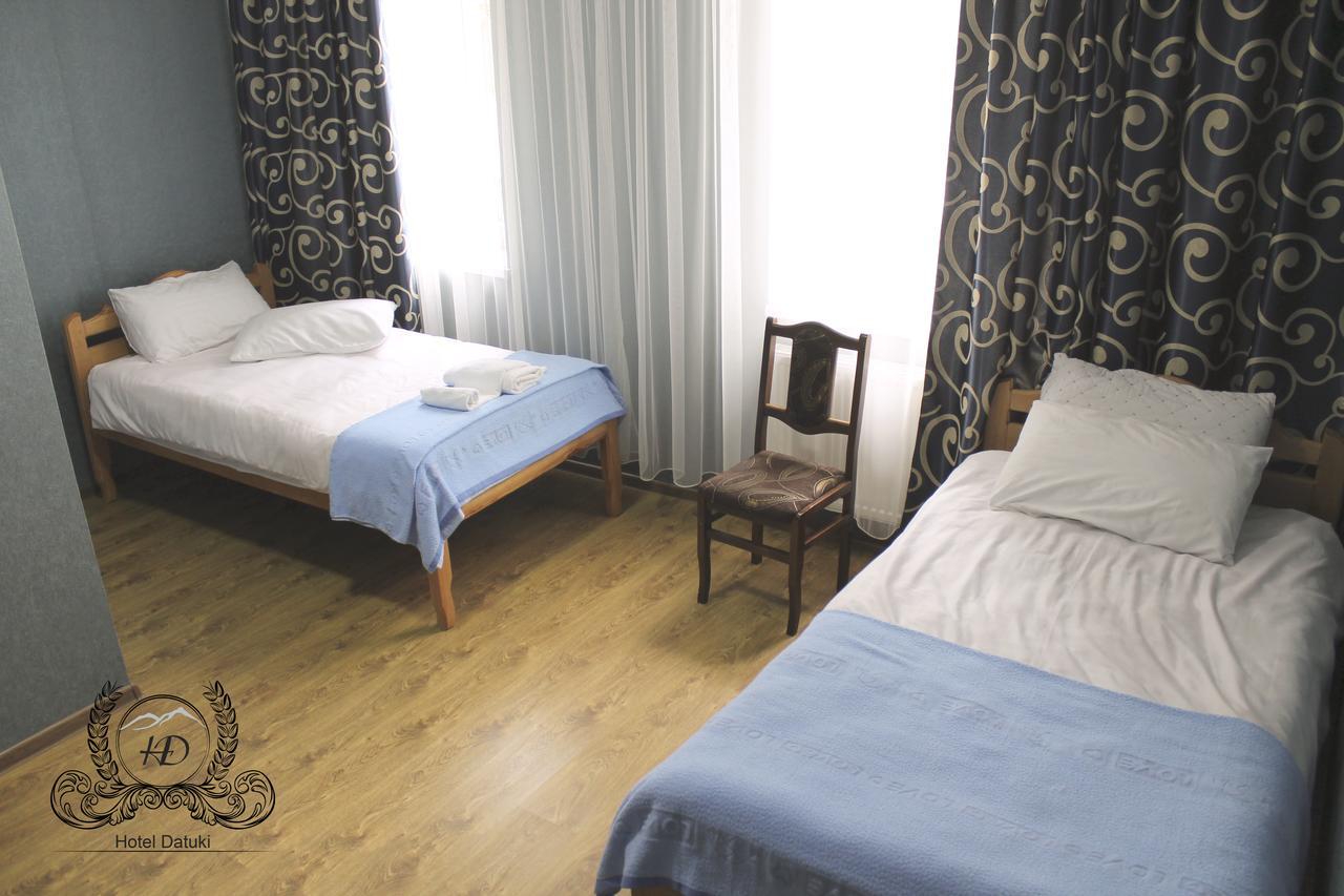 Hotel Datuki Akhmeta Esterno foto